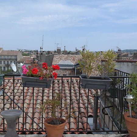 Penthouse Apartment Overlooking Place Carnot Carcassonne Esterno foto