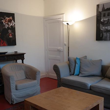 Penthouse Apartment Overlooking Place Carnot Carcassonne Esterno foto