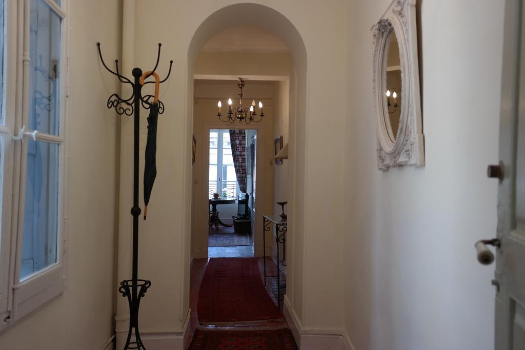 Penthouse Apartment Overlooking Place Carnot Carcassonne Esterno foto